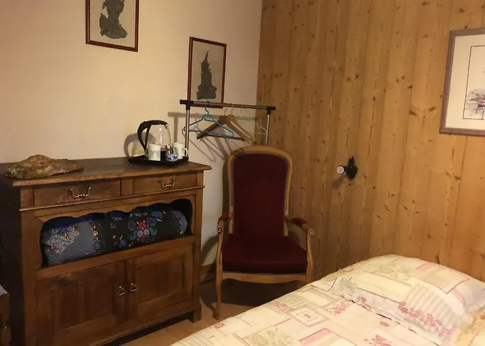 Frühstückspension D'hotes 3*
